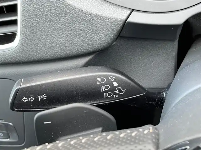 アウディ Ｑ３ 2．0 TFSI クワトロ 180PS 青森県 2017(平29)年 5.4万km ミトスブラックメタリック /4WD/ターボ/黒ハーフレザーシート/前席パワーシート /前席シートヒーター/純正HDDナビ/　(フルセグTV/DVD/Bt)/バックカメラ/社外前後ドラレコ/前後バンパーソナー/シルバールーフレール/パワーバックドア/前後バンパーソナー/革巻きステア・ノブ/パドルシフト/オーディオ/ステアスイッチ/LEDオートライト/ヘットライトウオッシャー/ウインカーミラー /ミラーヒーター/ヒルクライムアシスト/リア5面スモークフィルム/プッシュスタートシステム/W/サイドエアバッグ/ABS/スマートキー