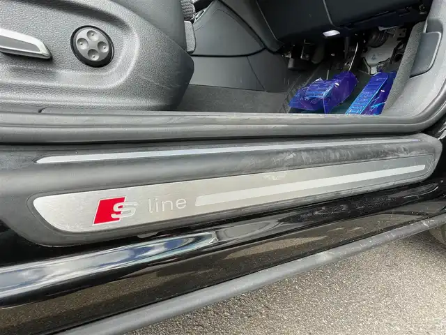 アウディ Ｑ３ 2．0 TFSI クワトロ 180PS 青森県 2017(平29)年 5.4万km ミトスブラックメタリック /4WD/ターボ/黒ハーフレザーシート/前席パワーシート /前席シートヒーター/純正HDDナビ/　(フルセグTV/DVD/Bt)/バックカメラ/社外前後ドラレコ/前後バンパーソナー/シルバールーフレール/パワーバックドア/前後バンパーソナー/革巻きステア・ノブ/パドルシフト/オーディオ/ステアスイッチ/LEDオートライト/ヘットライトウオッシャー/ウインカーミラー /ミラーヒーター/ヒルクライムアシスト/リア5面スモークフィルム/プッシュスタートシステム/W/サイドエアバッグ/ABS/スマートキー