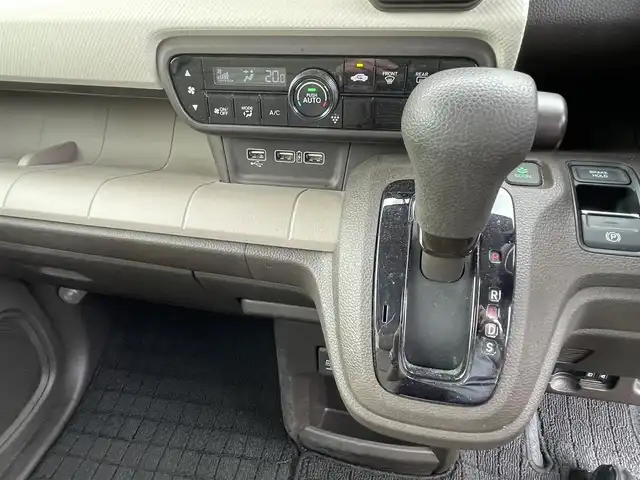 ホンダ Ｎ ＷＧＮ L ホンダセンシング 静岡県 2019(令1)年 3.9万km ホライズンシーブルーパール ワンオーナー/純正メモリナビ・フルセグTV/DVD/CD/USB/SD/Bluetooth/バックカメラ/HONDA SENSING/・アダプティブクルーズコントロール（ACC）/・衝突軽減ブレーキ（CMBS）/・車線維持支援システム（LKAS）/・誤発進抑制機能/・先行車発進お知らせ機能/・オートハイビーム/・標識認識機能/LEDライト/ビルトインETC/スマートキー/プッシュスタート/新車時保証書/取扱説明書
