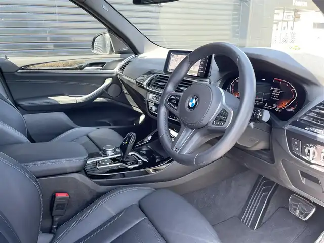 ＢＭＷ Ｘ３ xDrive20d Mスポーツ 三重県 2020(令2)年 2.8万km サファイアブラックP ハイラインパッケージ　/セレクトパッケージ　/カープレイ　/電動パノラマサンルーフ　/全席シートヒーター　/リヤサイドウィンドウローラー　/ハーマンカードン　/純正１９ＡＷ　/純正ナビ　/全方位カメラ　/パークアシスト/1オーナー/アンビエントライト