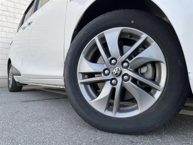 トヨタ シエンタ ハイブリッド G 福岡県 2017(平29)年 6.3万km ホワイトパールクリスタルシャイン 純正7型SDナビ(フルセグTV/CD/DVD/BT)バックモニタートヨタセーフティーセンス両側パワスラETCドラレコ純正LEDヘッドライト純正フロアマット純正アルミホイール15インチスマートキープッシュスタート