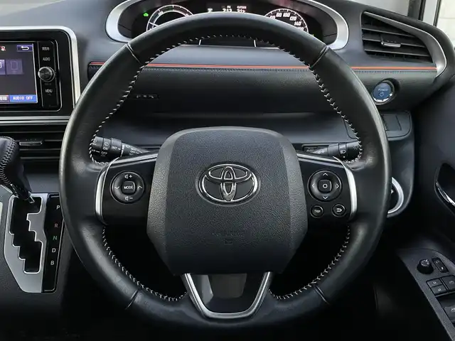 トヨタ シエンタ ハイブリッド G 福岡県 2017(平29)年 6.3万km ホワイトパールクリスタルシャイン 純正7型SDナビ(フルセグTV/CD/DVD/BT)バックモニタートヨタセーフティーセンス両側パワスラETCドラレコ純正LEDヘッドライト純正フロアマット純正アルミホイール15インチスマートキープッシュスタート