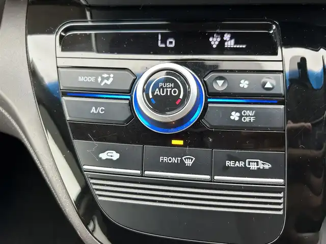 ホンダ フリード ハイブリット G ホンダセンシング 兵庫県 2018(平30)年 6.6万km ブルーホライゾンM ナビ/Bluetooth/フルセグ/FM/AM/CD/DVD/リアモニター/両側パワースライド/純正フロアマット/プッシュスタート/衝突軽減ブレーキ/スマートキー/オートライト/LEDヘッドライト