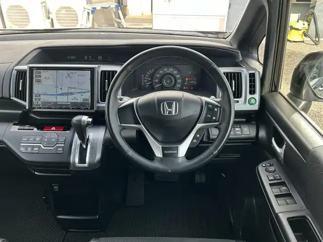 ホンダ ステップワゴン スパーダ Z クールスピリット 兵庫県 2012(平24)年 6.5万km プレミアムスパークルブラックパール 外部検査実施済み/・純正9インチHDDナビ（VXM-135VFNi）/・地デジ/DVD再生/・バックカメラ/・ETC/・両側パワースライドドア/・ハーフレザーシート/・オートキセノン/・純正17インチAW/・クルーズコントロール/・ドライブレコーダー前/・アイドリングストップ/・パドルシフト/・H25/26/27/28/30/31/R2/3/5/7年/点検記録簿あり