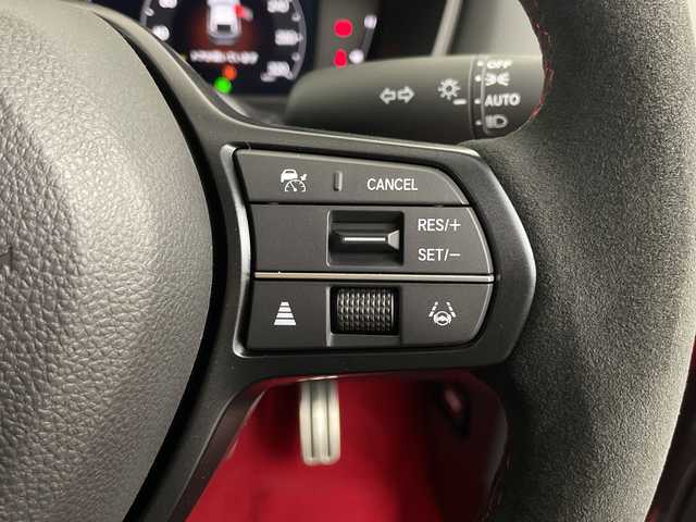 ホンダ シビック タイプR 埼玉県 2025(令7)年 0.1千km フレームレッド 純正ナビ/（FM/AM/TV/USB/BT）/ビルトインＥＴＣ２．０　/ブラインドスポットモニター　/ヒーデットドアミラー/レーダークルーズコントロール/コーナーセンサー　/レーンキープアシスト　/衝突軽減ブレーキ　/革巻きハンドル　/ＬＥＤヘッドライト/プッシュスタート/スマートキー