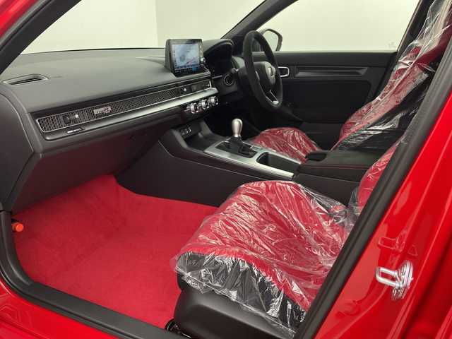 ホンダ シビック タイプR 埼玉県 2025(令7)年 0.1千km フレームレッド 純正ナビ/（FM/AM/TV/USB/BT）/ビルトインＥＴＣ２．０　/ブラインドスポットモニター　/ヒーデットドアミラー/レーダークルーズコントロール/コーナーセンサー　/レーンキープアシスト　/衝突軽減ブレーキ　/革巻きハンドル　/ＬＥＤヘッドライト/プッシュスタート/スマートキー