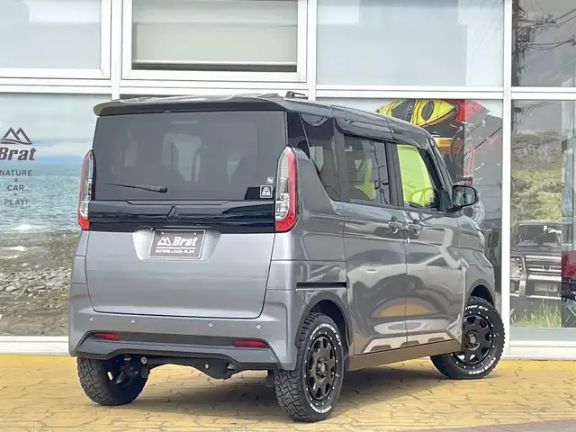 三菱 ｅＫクロススペース T 道北・旭川 2021(令3)年 2.8万km チタニウムグレーメタリック AIS検査済み/【2411013609】/MTモード付/純正LEDヘッドライト/オートライト/オートマチックハイビーム/片側パワースライドドア/ドライブレコーダー/USB入力端子/ケンウッドSDナビ/フルセグテレビ/バックカメラ/フロントカメラ/前席シートヒーター/レーンキープアシスト/ヒルディセントコントロール/衝突被害軽減ブレーキ/障害物センサー/15インチAW　マッドバーンXR-910K（社外）/トーヨー　オープンカントリーR/T　165/65-15（新品）/1インチリフトアップコイル（社外）/ZERO　HOUSE　ブルバー（社外）/フロントカメラ＆モニター（社外）/サイドデカール/社外パーツ取付有