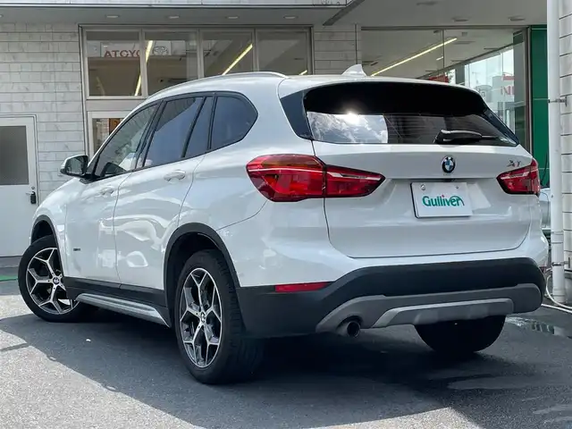 ＢＭＷ Ｘ１ 東京都 2016(平28)年 7.8万km アルピンホワイトⅢ 純正HDDナビ/・Bluetooth接続/・FM AM/・バックカメラ/黒革ハーフレザーシート/・パワーシート/パーキングアシスト/コーナーセンサー/ETC/純正18インチAW/左右独立オートエアコン/スマートキー/ABS/横滑り防止/盗難防止/MTモード付AT/スペアキー/保証書＆取扱説明書