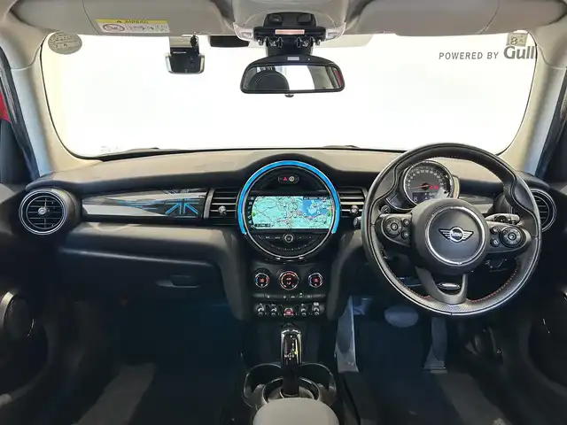 ＭＩＮＩ ミニ クーパー S 福岡県 2018(平30)年 2.3万km チリ・レッド ユニオンジャックテール　/純正ナビ　/バックカメラ　/ＡＣＣ　/前後ソナー　/ＪＣＷレザーステアリング　/ＭＩＮＩＹｏｕｒｓイルミネーテッド　/パドルシフト　/ＭＩＮＩドライビングモード　/スマートキー　/ＬＥＤライト