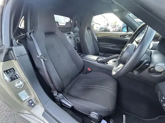 マツダ ロードスター S スペシャルパッケージ 大阪府 2024(令6)年 0.4万km ジルコンサンドメタリック 純正8.8インチナビ（フルセグ/Bluetooth/USB)/バックカメラ/レーダークルーズコントロール/衝突被害軽減システム/レーンキープアシスト/横滑り防止装置/コーナーセンサー/アイドリングストップ/ビルトインETC2.0/ドライブレコーダー/オートマチックハイビーム/純正AW（16inch)/純正フロアマット/純正LEDライト/スペアキー1本