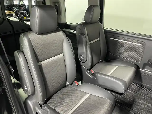 ホンダ ステップワゴン スパーダ クルスピセンシング 大阪府 2018(平30)年 4.1万km プレミアムスパークルブラックパール 純正ナビTV バックカメラ レーダークルコン 衝突軽減ブレーキ レーンアシスト オートハイビーム ハーフレザー シートヒーター わくわくゲート 両側パワースライドドア リアオートエアコン ドライブレコーダー ETC