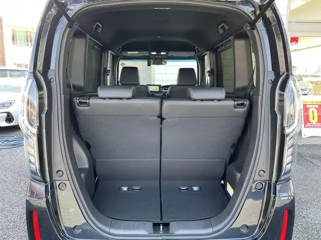 ホンダ Ｎ ＢＯＸ カスタム L ターボ 福岡県 2023(令5)年 1.3万km ミッドナイトブルービームM ワンオーナー/純正メモリナビ【VXM-234VFi】/(AM/FM/CD/DVD/Music Rsck/Bluetooth/iPod/フルセグTV)/バックカメラ/ホンダセンシング/・衝突軽減ブレーキ/・誤発進抑制機能/・後方誤発進抑制機能/・歩行者事故低減ステアリング/・路外逸脱抑制機能/・先行車発進お知らせ機能/・標識認識機能/・アダプティブクルーズコントロール/・車線維持支援システム/横滑り抑制機能/盗難防止装置/両側パワースライドドア/純正15インチアルミホイール/純正前方ドライブレコーダー【DRH-224SD】/ビルトインETC/黒ハーフレザーシート/革巻きステアリング/ステアリングスイッチ/純正フロアマット/シートヒーター(D/N)/後席ロールサンシェード/プッシュスタート/ブレーキホールド/USB端子/アクセサリーソケット/スペアキー×1/ISOFIX/保証書/取扱説明書/ナビ取扱説明書