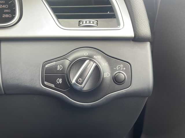 アウディ Ａ５ SB 2．0 TFSI クワトロ 東京都 2015(平27)年 7.5万km ミトスブラックメタリック 新車時保証書　取扱説明書/純正ナビ/（フルセグ/SD/BT/CD/DVD/FM/AM）/バックカメラ　ETC/ドライブレコーダー（360°＋リアカメラ）/パドルシフト/レザーシート/シートヒーター（D/N）/パワーシート（D/N）/オートホールド/スマートキー×２/純正18インチアルミ