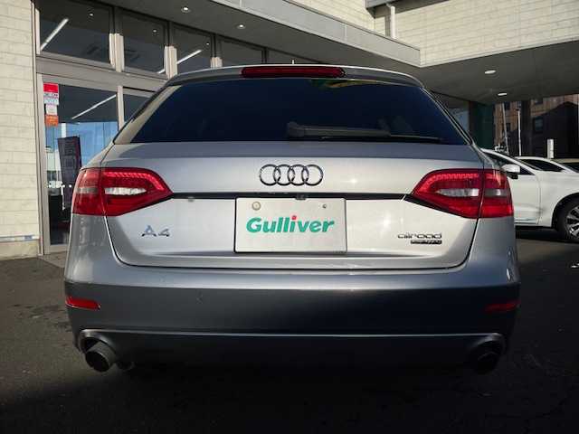 アウディ Ａ４ オールロードクワトロ 青森県 2015(平27)年 11.8万km フローレットシルバーM ４WD/純正ナビ(BlueTooth/RADIO)/本革シート（黒）/D/N席シートヒーター/D/N席パワーシート/MTモード/ルーフレール/ステアリングスイッチ/フォグランプ/スペアキー/245/45/18純正アルミホイール/保証書/取扱説明書/ナビ説明書/記録簿(令和6年ディーラー点検あり)