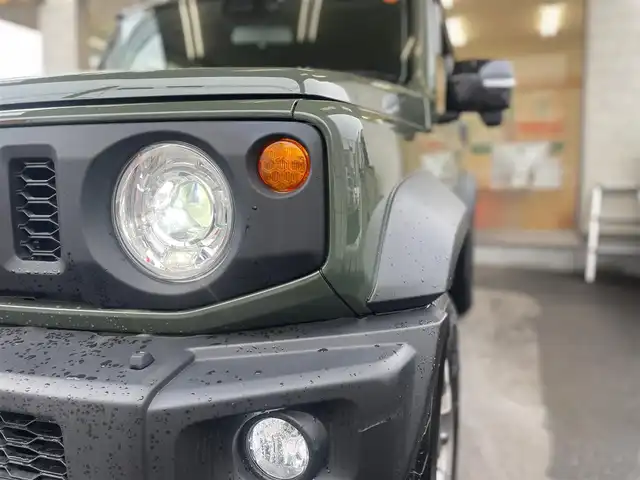 スズキ ジムニー シエラ JC 愛知県 2023(令5)年 0.9万km ジャングルグリーン /当店買取/喫煙/1オーナー/純正8インチナビcn-rz875//デュアルセンサーブレーキサポート//誤発進抑制/車線逸脱抑制機能//LEDヘッド/Aライト/AHB//バックカメラ//フルセグTV/CD/DVD/USB/Bluetooth/TVキャンセラ///前席シートヒーター//ヒーテッドミラー/電動格納ミラー//ETC/ドラレコ（SD欠品）//保証書/取説/スペアキー//ディーラー記録簿R7年