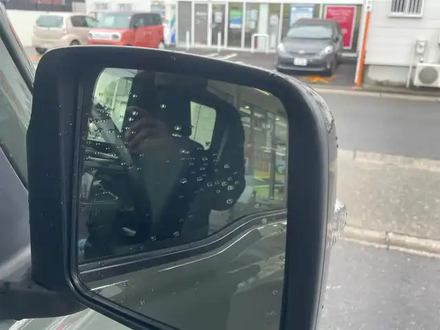 スズキ ジムニー シエラ JC 愛知県 2023(令5)年 0.9万km ジャングルグリーン /当店買取/喫煙/1オーナー/純正8インチナビcn-rz875//デュアルセンサーブレーキサポート//誤発進抑制/車線逸脱抑制機能//LEDヘッド/Aライト/AHB//バックカメラ//フルセグTV/CD/DVD/USB/Bluetooth/TVキャンセラ///前席シートヒーター//ヒーテッドミラー/電動格納ミラー//ETC/ドラレコ（SD欠品）//保証書/取説/スペアキー//ディーラー記録簿R7年