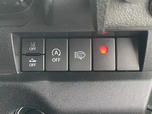 スズキ ジムニー シエラ JC 愛知県 2023(令5)年 0.9万km ジャングルグリーン /当店買取/喫煙/1オーナー/純正8インチナビcn-rz875//デュアルセンサーブレーキサポート//誤発進抑制/車線逸脱抑制機能//LEDヘッド/Aライト/AHB//バックカメラ//フルセグTV/CD/DVD/USB/Bluetooth/TVキャンセラ///前席シートヒーター//ヒーテッドミラー/電動格納ミラー//ETC/ドラレコ（SD欠品）//保証書/取説/スペアキー//ディーラー記録簿R7年