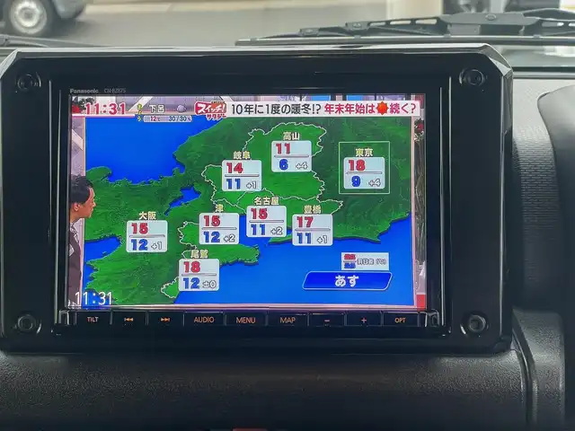スズキ ジムニー シエラ JC 愛知県 2023(令5)年 0.9万km ジャングルグリーン /当店買取/喫煙/1オーナー/純正8インチナビcn-rz875//デュアルセンサーブレーキサポート//誤発進抑制/車線逸脱抑制機能//LEDヘッド/Aライト/AHB//バックカメラ//フルセグTV/CD/DVD/USB/Bluetooth/TVキャンセラ///前席シートヒーター//ヒーテッドミラー/電動格納ミラー//ETC/ドラレコ（SD欠品）//保証書/取説/スペアキー//ディーラー記録簿R7年