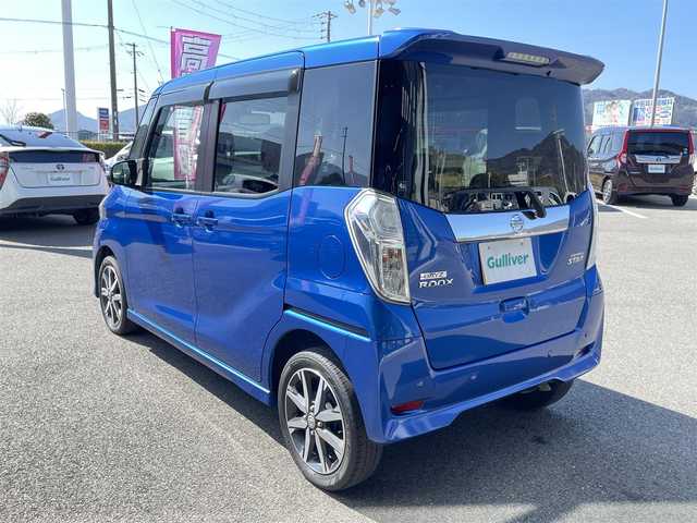 日産 デイズ ルークス ハイウェイスター Gターボ 兵庫県 2018(平30)年 4.8万km オーシャンブルーP エマージェンシーブレーキ/車線逸脱警報/誤発進抑制機能/クリアランスソナー /純正7インチナビ【MM318D-W】/　CD/DVD/Bluetooth/フルセグTV/アラウンドビューモニター/ETC/クルーズコントロール/両側パワースライドドア/オートライト/LEDヘッドライト/フロントフォグ/リア大型サーキュレーター/純正15インチAW/プッシュスタート/電動格納ミラー/フロアマット/ドアバイザー