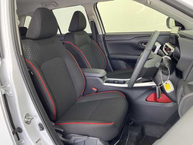 トヨタ ライズ Z 愛知県 2023(令5)年 0.8万km シャイニングホワイトパール 純正ディスプレイオーディオ/・Bluetooth/・AppleCarPlay/・AndroidAuto/・HDMI/アラウンドビューモニター/シートヒーター/衝突軽減/クリアランスソナー/レーンキープ/追従クルコン/オートハイビーム/電動パーキングブレーキ/オートブレーキホールド/LEDヘッドライト/フォグランプ/純正アルミホイール/スペアキー