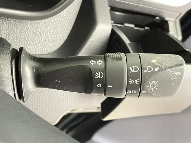 ダイハツ トール カスタムG ターボ SAⅡ 千葉県 2018(平30)年 2.4万km レーザーブルークリスタルシャイン 禁煙車/スマートアシストII/・衝突回避支援ブレーキ/・衝突警報機能/・車線逸脱警報機能/・誤発進抑制制御機能/両側パワースライドドア/純正メモリナビ/Bluetooth/CD/DVD/フルセグ/アラウンドビューモニター/クルーズコントロール/LEDオートライト/純正15インチアルミホイール/純正フロアマット/USBポート/プッシュスタート/スマートキー/取扱説明書