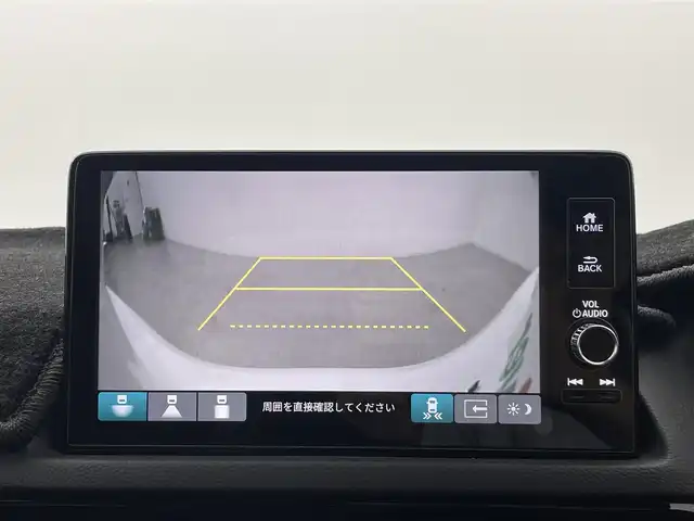 ホンダ シビック EX 群馬県 2021(令3)年 1.8万km プラチナホワイトパール ・MT車（６速マニュアル）/・禁煙車/・アクティブコーナリングライト/・純正９インチコネクトナビ/フルセグTV/AM/FM/Bluetooth/USB/スマホ連動/・BOSEサウンド/・ワイヤレス充電/・ホンダセンシング/衝突軽減ブレーキ/誤発進抑制機能/後方誤発進抑制機能/近距離衝突軽減ブレーキ/歩行者事故軽減ステアリング/路外逸脱抑制機能/渋滞追従機能付/BSM/・LEDライト/・ハーフレザーシート（D・Nパワーシート/シートヒーター）/・テールゲートスポイラー/・ETC2.0 /・ドラレコ/・無限フロアマット/＝＝＝＝＝/６速マニュアル　アクティブコーナリングライト　純正９インチコネクトナビ　ＢＯＳＥサウンド　ワイヤレス充電　ホンダセンシング　ＢＳＭ　ハーフレザーシート　ＥＴＣ２．０　ドラレコ　無限フロアマット　禁煙車