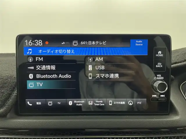 ホンダ シビック EX 群馬県 2021(令3)年 1.8万km プラチナホワイトパール ・MT車（６速マニュアル）/・禁煙車/・アクティブコーナリングライト/・純正９インチコネクトナビ/フルセグTV/AM/FM/Bluetooth/USB/スマホ連動/・BOSEサウンド/・ワイヤレス充電/・ホンダセンシング/衝突軽減ブレーキ/誤発進抑制機能/後方誤発進抑制機能/近距離衝突軽減ブレーキ/歩行者事故軽減ステアリング/路外逸脱抑制機能/渋滞追従機能付/BSM/・LEDライト/・ハーフレザーシート（D・Nパワーシート/シートヒーター）/・テールゲートスポイラー/・ETC2.0 /・ドラレコ/・無限フロアマット/＝＝＝＝＝/６速マニュアル　アクティブコーナリングライト　純正９インチコネクトナビ　ＢＯＳＥサウンド　ワイヤレス充電　ホンダセンシング　ＢＳＭ　ハーフレザーシート　ＥＴＣ２．０　ドラレコ　無限フロアマット　禁煙車