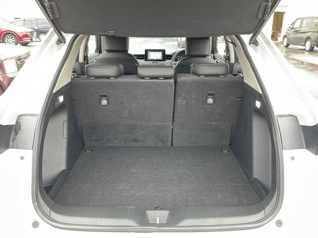 ホンダ ヴェゼル ハイブリッド e:HEV Z 道北・旭川 2021(令3)年 2.8万km プラチナホワイトパール /4WD//禁煙車//純正SDナビ//CD/USB/SD/BT//パワーバックドア//ハーフレザーシート//シートヒーター//ステアリングヒーター//バックカメラ//ホンダセンシング//衝突軽減ブレーキ//レーンキープアシスト//レーダークルーズコントロール//誤発進抑制//パドルシフト//ブラインドスポットモニタリング//ミラーヒーター//オートライト//オートハイビーム//LEDヘッドライト//フォグライト//前後ドライブレコーダー//ETC//フロントデアイサー//オートワイパー//オートリトラミラー//F純正フロアマット