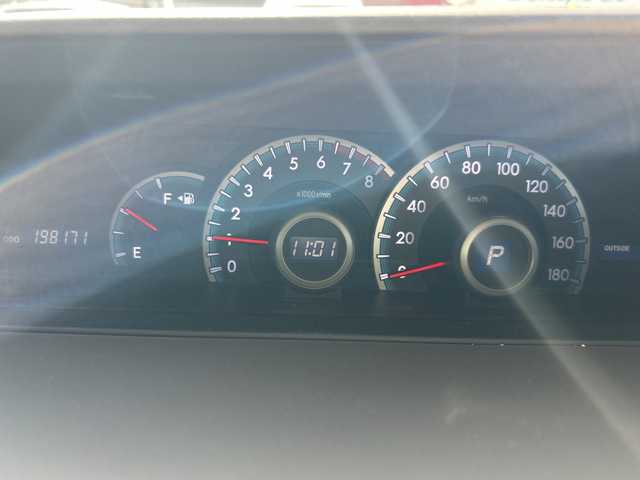 トヨタ ノア X Lセレクション 富山県 2010(平22)年 19.9万km ホワイトパールクリスタルシャイン パワースライドドア/純正メモリーナビ(DVD/MSV/デジタルTV)/バックカメラ/ビルトインETC/電格ウィンカーミラー/キーレスエントリー/ステアリングスイッチ/オートライト/HIDヘッドライト/純正ドアバイザー/ステアリングスイッチ/純正フロアマット/オートエアコン/バニティミラー(D/N)/ISOFIX対応/取説・ナビ取説