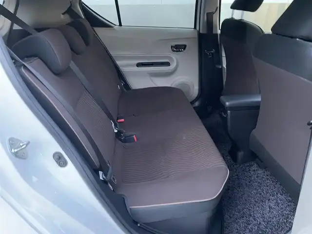 トヨタ アクア G 東京都 2013(平25)年 6.4万km ライムホワイトパールクリスタルシャイン モデリスタフルエアロ/大型リアスポイラー/ワンオーナー/純正メモリーナビ/　ワンセグTV/CD/Bluetooth/ETC/社外15インチアルミホイール/革巻きステアリングホイール/オートライト/プッシュスタート/ヘッドライトレベライザー/電動格納ミラー/ウインカーミラー/純正フロアマット/保証書/取扱説明書