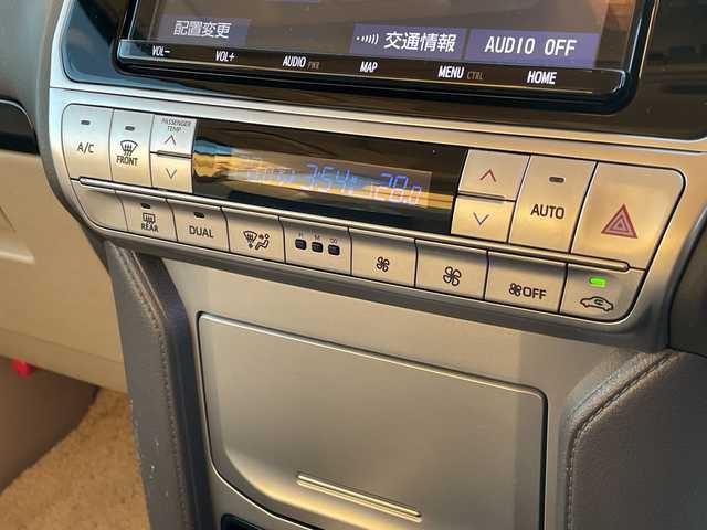 トヨタ ランドクルーザー プラド TX 千葉県 2019(平31)年 5.1万km ホワイトパールクリスタルシャイン 禁煙車/純正ナビ/・CD/DVD/BT/フルセグ/バックカメラ/コーナーセンサー/レーダークルーズコントロール/レーンディパーチャーアラート/プリクラッシュセーフティ/サンルーフ/ルーフレール/LEDヘッドライト/オートハイビーム/オートライト/スマートキー