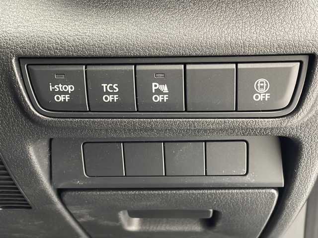 マツダ ＭＸ－３０ 沖縄県 2022(令4)年 1.5万km マシーングレープレミアムM マツダコネクトナビ　/　(フルセグTV　Bluetooth)/バックカメラ　/クルーズコントロール　/ＢＯＳＥプレミアムサウンド　/ＬＥＤヘッドライト/オートライト/オートマチックハイビーム　　/アイドリングストップ　/プッシュスタート　/スマートキー/純正フロアマット/純正18インチアルミホイール/クリアランスソナー