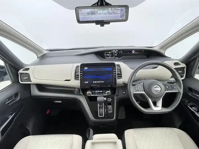 日産 セレナ ハイウェイスター V 千葉県 2022(令4)年 3.6万km ダイヤモンドブラック 禁煙車/両側電動ドア/純正エアロ（フロントスポイラー）/エマージェンシーブレーキ/・プロパイロット/・車線逸脱警報システム/・ブラインドスポットモニター/・クリアランスソナー/純正10インチメモリナビ/・CD/DVD/Bluetooth/フルセグTV/・フリップダウンモニター/・アラウンドビューモニター/・インテリジェントルームミラー/・ビルトインETC/革巻きステアリング/・ステアリングスイッチ/電子パーキング/・ブレーキホールド/純正フロアマット/純正16インチAW/オートライト/・LEDヘッドライト/・LEDフォグランプ
