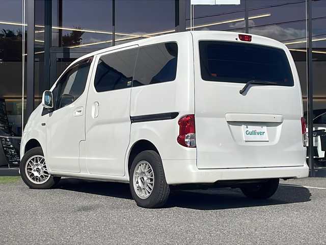 日産 ＮＶ２００バネット 16X－2R 大阪府 2011(平23)年 5.4万km ホワイトパール 社外オーディオ/CD/AUX/BBS14インチアルミホイール/フロントエアロ/ミラー型前後ドラレコ/ヘッドライトレベライザー/ETC/フロアマット/電格ミラー/取説/保証書/スペアキーｘ１