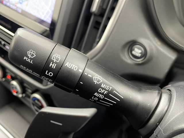 スバル インプレッサ スポーツ 1．6i－LアイサイトSスタイル 栃木県 2019(平31)年 4万km シルバー 純正ナビ/(フルセグTV/Bluetooth/CD/DVD)/サイドカメラ/4WD/アイサイト/パトルシフト/・プリクラッシュブレーキ/・レーンキープアシスト/・レーダークルーズコントロール/・先行車発進お知らせ/・ブラインドスポットモニター/・SRH（ステアリング連動ヘッドランプ）/LEDヘッドライト/コーナーセンサー/ドライブレコーダー/ETC/プッシュスタート/スマートキー/オートエアコン/電動格納ミラー/アイドリングストップ/USB端子