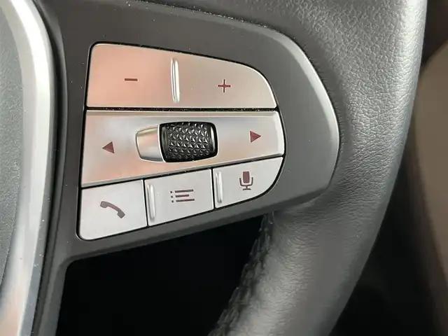 ＢＭＷ Ｘ３ xDrive20d Xライン 山形県 2021(令3)年 3.1万km ミネラルホワイト インテリジェントセーフティ/パワーバックドア/ブラウンレザーシート/前席パワーシート/シートヒーター/純正HDDナビ/地デジTV/【Bluetooth接続】/360°カメラ/ドライブレコーダー（前後撮影）/革巻きステアリング/ステアリングスイッチ/ミラー内蔵ETC/LEDヘッドライト/フォグライト/ウインカーミラー/コーナーセンサー/純正19インチアルミホイル/サイド/カーテンエアバッグ/コンフォートアクセス