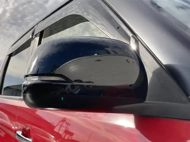 ホンダ Ｎ ＯＮＥ プレミアム Lパッケージ 静岡県 2013(平25)年 8.3万km ミラノレッド ツートンカラースタイル/純正メモリーナビ(VXM-122VFi)/　AM FM CD DVD Bluetooth SD/ETC/HIDオートヘッドライト/革巻きステアリング/ステアリングスイッチ/アイドリングストップ/スマートキー＆プッシュスタート/フロントフォグランプ/フルセグTV/バックモニター/純正14インチアルミホイール