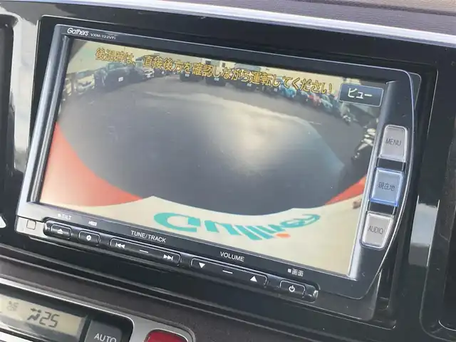 ホンダ Ｎ ＯＮＥ プレミアム Lパッケージ 静岡県 2013(平25)年 8.3万km ミラノレッド ツートンカラースタイル/純正メモリーナビ(VXM-122VFi)/　AM FM CD DVD Bluetooth SD/ETC/HIDオートヘッドライト/革巻きステアリング/ステアリングスイッチ/アイドリングストップ/スマートキー＆プッシュスタート/フロントフォグランプ/フルセグTV/バックモニター/純正14インチアルミホイール