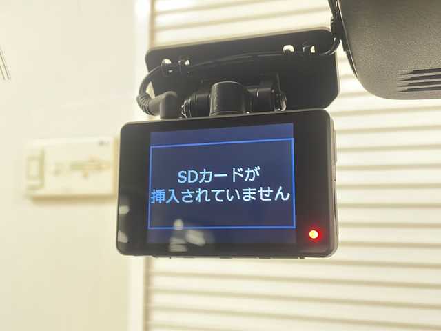 スズキ スペーシア ギア HYBRID XZ 熊本県 2019(平31)年 2.3万km ピュアホワイトP 社外メモリナビ（ＣＤ/ＤＶＤ/ＢＴ/ＳＤ/ラジオ/フルセグ）/バックカメラ/ドライブレコーダー/パワースライドドア(両側)/シートヒーター（Ｄ席・Ｎ席）/コーナーセンサー/衝突軽減システム/横滑り防止装置/レーンキープアシスト/ルーフレール/リアサンシェード/リアサーキュレーター/オートライト/ＬＥＤヘッドライト/フォグランプ/スマートキー/プッシュスタート/社外フロアマット/純正14インチＡＷ