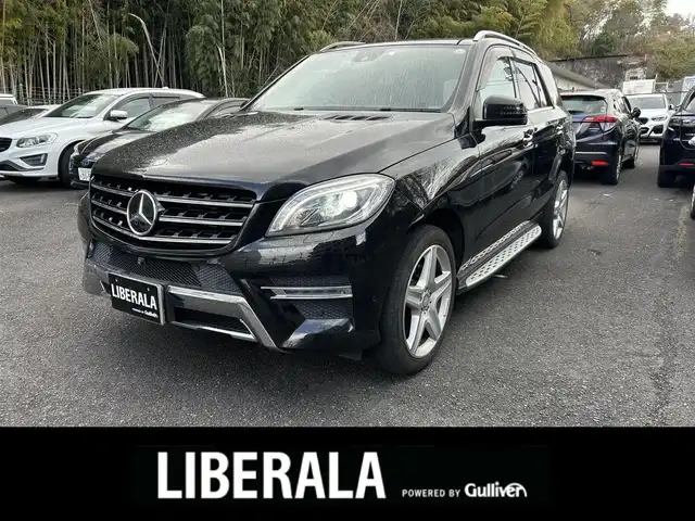 メルセデス・ベンツ ＭＬ３５０ ブルーテック 4マチック AMG スポーツ PKG 大阪府 2014(平26)年 5.2万km オブシディアンブラック レーダーセーフティ/サンルーフ/黒革/メモリ付きパワーシート/シートヒーター/純正ナビ/TV/360度カメラ/ACC/純正20インチAW/HIDヘッドライト/電動リアゲート/ETC/ドラレコ/クリアランスソナー