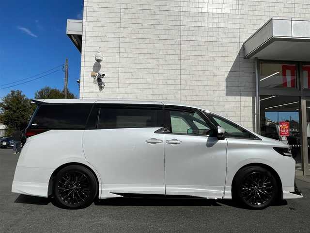 トヨタ ヴェルファイア ハイブリット Z プレミア 埼玉県 2023(令5)年 2.6万km プラチナホワイトパールマイカ ワンオーナー/AIS検査済み/GRフルエアロ/純正ナビゲーション/・フルセグテレビ/・AppleCarPlay/・AndroidAuto/・BT/トヨタチームメイト/セーフティセンス（予防安全パッケージ）/レーダークルーズコントロール/レーンキープ/ブラインドスポットモニター/パーキングブレーキサポート/オートパーキング/ヘッドアップディスプレー/オートマチックハイビーム/パノラミックビューカメラ/パノラマルーフ/デジタルインナーミラー/前後ドライブレコーダー/1、2列目快適温熱シート/運転席&助手席パワーシート/2列目エグゼクティブパワーシート/ハンドルヒーター/置くだけ充電/両側パワースライドドア/パワーバックドア/LEDフロントフォグランプ/100V電源