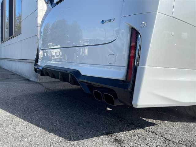 トヨタ ヴェルファイア ハイブリット Z プレミア 埼玉県 2023(令5)年 2.6万km プラチナホワイトパールマイカ ワンオーナー/AIS検査済み/GRフルエアロ/純正ナビゲーション/・フルセグテレビ/・AppleCarPlay/・AndroidAuto/・BT/トヨタチームメイト/セーフティセンス（予防安全パッケージ）/レーダークルーズコントロール/レーンキープ/ブラインドスポットモニター/パーキングブレーキサポート/オートパーキング/ヘッドアップディスプレー/オートマチックハイビーム/パノラミックビューカメラ/パノラマルーフ/デジタルインナーミラー/前後ドライブレコーダー/1、2列目快適温熱シート/運転席&助手席パワーシート/2列目エグゼクティブパワーシート/ハンドルヒーター/置くだけ充電/両側パワースライドドア/パワーバックドア/LEDフロントフォグランプ/100V電源