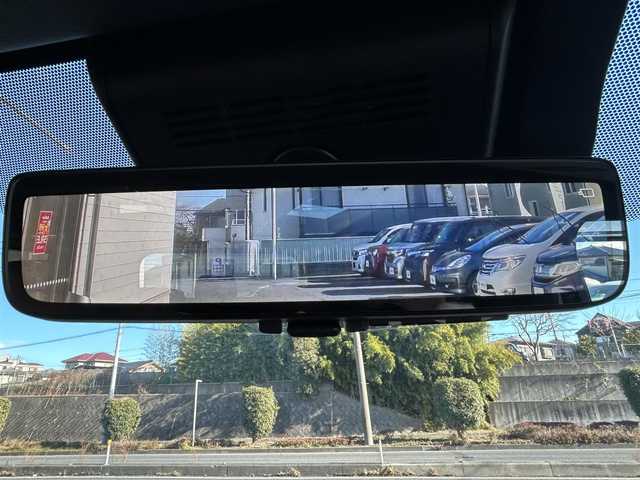 トヨタ ヴェルファイア ハイブリット Z プレミア 埼玉県 2023(令5)年 2.6万km プラチナホワイトパールマイカ ワンオーナー/AIS検査済み/GRフルエアロ/純正ナビゲーション/・フルセグテレビ/・AppleCarPlay/・AndroidAuto/・BT/トヨタチームメイト/セーフティセンス（予防安全パッケージ）/レーダークルーズコントロール/レーンキープ/ブラインドスポットモニター/パーキングブレーキサポート/オートパーキング/ヘッドアップディスプレー/オートマチックハイビーム/パノラミックビューカメラ/パノラマルーフ/デジタルインナーミラー/前後ドライブレコーダー/1、2列目快適温熱シート/運転席&助手席パワーシート/2列目エグゼクティブパワーシート/ハンドルヒーター/置くだけ充電/両側パワースライドドア/パワーバックドア/LEDフロントフォグランプ/100V電源