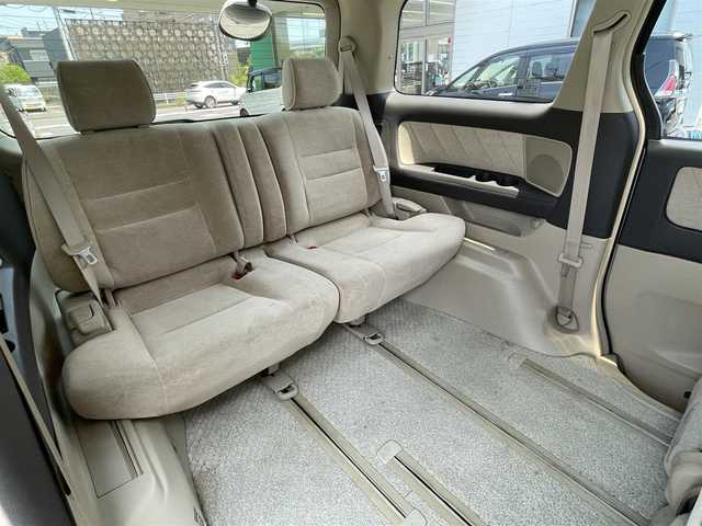 トヨタ アルファード Ｖ AX Lエディション 愛知県 2005(平17)年 14.4万km シルバーM 純正ディーラーナビ/禁煙車/Wエアコン/片側パワスラ/ETC/オートライト/ドアバイザー/取説/保証書/スペアキー×2