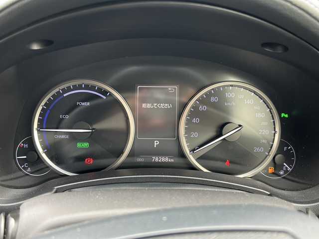 レクサス ＮＸ 300h バージョンL 鹿児島県 2017(平29)年 7.9万km グラファイトブラックガラスフレーク 純正ナビ/バックカメラ/フルセグテレビ/Bluetooth/サンルーフ/レーダークルーズコントロール/クリアランスソナー/ETC2.0/前後ドライブレコーダー/ブラインドスポットモニター/シートヒーター/ステアリングヒーター/パワーウィンドウ/パワーステアリング/純正フロアマット/純正19インチアルミホイール/取扱説明書/保証書/スペアキー×１