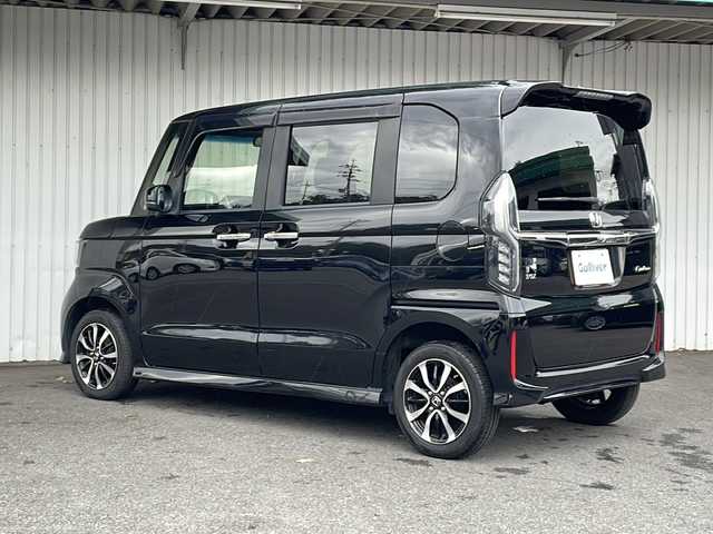 ホンダ Ｎ ＢＯＸ カスタム G L 長野県 2017(平29)年 5万km クリスタルブラックパール 4WD/メモリナビ：アルパインVIE-X08S/(DVD/CD/TV/BT/SD/FM/AM/外部入力）/バックカメラ/社外AW付スタッドレスタイヤ積み込み/前席シートヒーター/アイドリングストップ/オートライト/ドアバイザー/ステアリングスイッチ/純正アルミホイール/LEDヘッドライト/電動格納ミラー