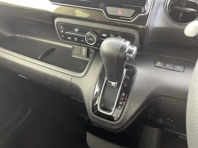 ホンダ Ｎ ＢＯＸ カスタム G L 福井県 2017(平29)年 5万km クリスタルブラックパール 4WD/メモリナビ：アルパインVIE-X08S/(DVD/CD/TV/BT/SD/FM/AM/外部入力）/バックカメラ/前席シートヒーター/アイドリングストップ/オートライト/ドアバイザー/ステアリングスイッチ/純正アルミホイール/LEDヘッドライト/電動格納ミラー