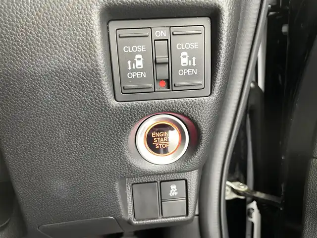 ホンダ Ｎ ＢＯＸ カスタム G L 福井県 2017(平29)年 5万km クリスタルブラックパール 4WD/メモリナビ：アルパインVIE-X08S/(DVD/CD/TV/BT/SD/FM/AM/外部入力）/バックカメラ/前席シートヒーター/アイドリングストップ/オートライト/ドアバイザー/ステアリングスイッチ/純正アルミホイール/LEDヘッドライト/電動格納ミラー