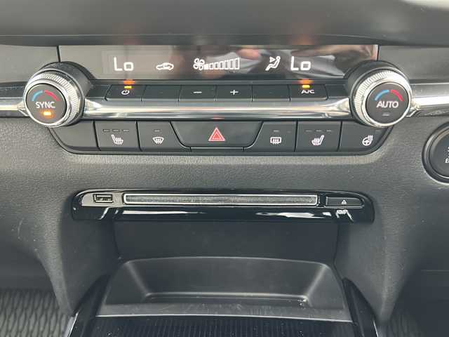 マツダ ＣＸ－３０ 20S プロアクティブツーリングセレ 静岡県 2020(令2)年 3.5万km ディープクリスタルブルーマイカ 純正ナビ/AM/FM/Bluetooth/USB/CD/DVD/フルセグ/HDMI/主要装備/・全方位カメラ　/・純正ナビ　/・コーナーセンサー　/・レーダークルーズコントロール　/・シートメモリー　/・パワーシート　/・パドルシフト　/・ヘッドアップディスプレイ　/・ドライブレコーダー　/・シートヒーター　/・ハンドルヒーター/・オートホールド/・スマートキー/・プッシュスタート/・Boseスピーカー/・パワーバックドア/・BSM/・レーンキープアシスト/・アイドリングストップ/・SOSコール/・純正アルミホイール/・LEDヘッドライト