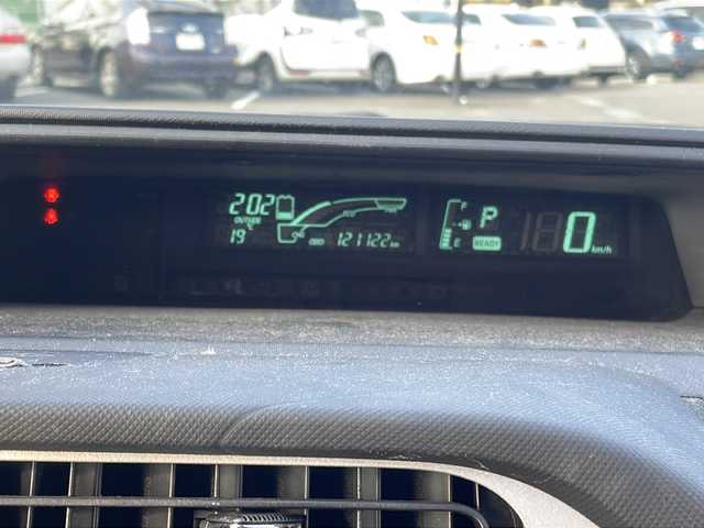 トヨタ アクア S 茨城県 2012(平24)年 12.2万km ライムホワイトパールクリスタルシャイン 社外ナビ/【TV・CD・DVD・AM・FM・BT・USB・SD・AUX】/ETC/Bカメラ/オートライト/LEDライト/ヘッドライトレベライザー/オートエアコン/純正フロアマット/純正ホイールカバー/電格ミラー/ウインカーミラー/プッシュスタート/スマートキー